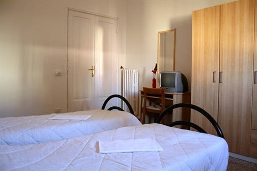 Art In Accommodation Rome Exterior photo